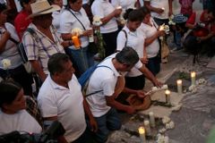 Těla nalezená v Mexiku pohřešovaným studentům nepatří