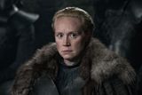 Gwendoline Christieová jako Brienne z Tarthu.