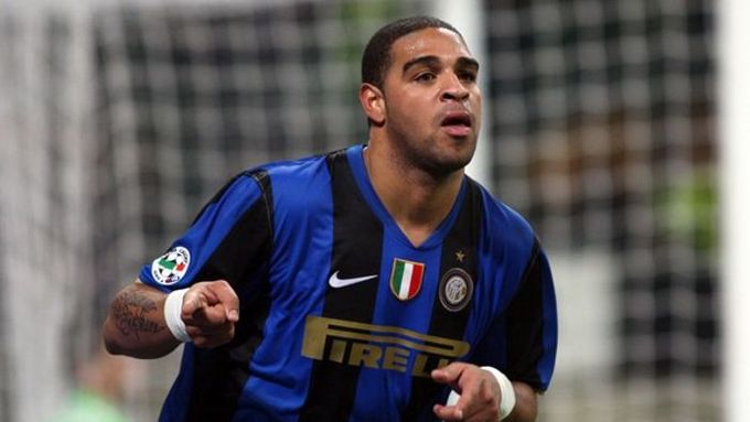 Adriano ještě v dresu Interu Milán. Časy jeho slávy jsou však již pryč