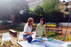 Spolek spustil petici o zachování komunitní zahrady v Praze. Šlo o dočasnou zápůjčku, tvrdí Praha 2
