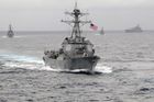USA vyslaly na hlídku ke sporným Spratlyho ostrovům torpédoborec, další akce přijdou