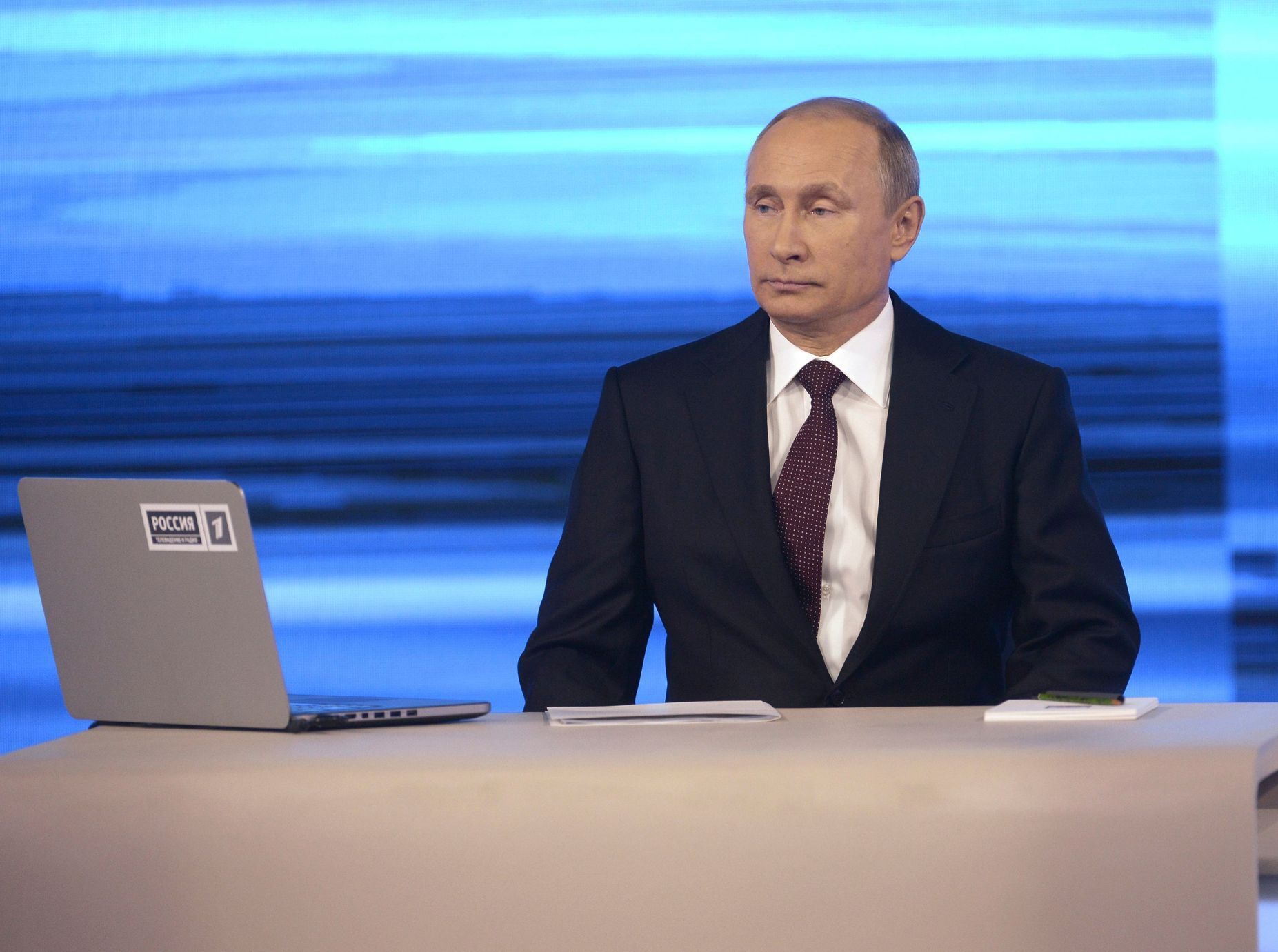 Vladimir Putin v živé televizní debatě (17. 4. 2014)