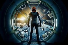 Kultovní sci-fi Enderova hra začíná prvním trailerem