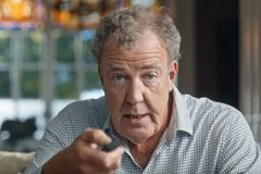Jeremy Clarkson se omluvil producentovi Top Gearu. Facka ho vyjde na tři a půl milionu