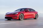 Z nuly na sto pod 2,1 vteřiny? Tesla Model S Plaid+ je rychlá, ale s čísly fixluje