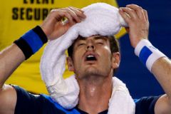 Murray: Hrát v tomhle je šílené. Hoď ručník, opáčil Federer
