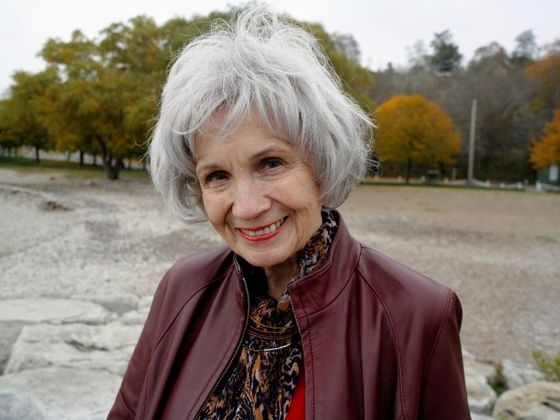 Velký knižní čtvrtek (20. března 2014) Alice Munro