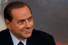 Berlusconiho právníci vytáhli do boje se soudci