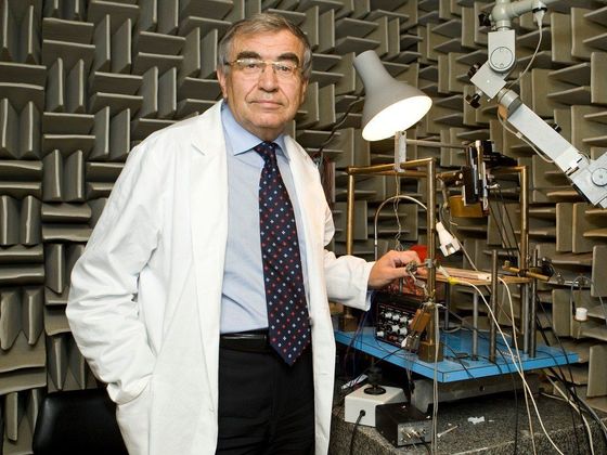 Profesor Josef Syka (78 let) Josef Syka