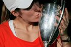 Heninová, bývalá světová jednička, se vrací k tenisu