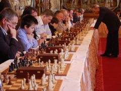 Kasparov was playing a number of people simultaneously, including the president's son