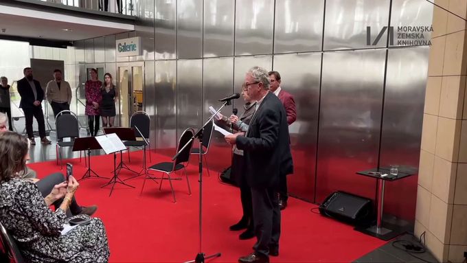 Při otevření Knihovny Milana Kundery promluvil Antoine Gallimard, šéf prestižního francouzského nakladatelství, které Kunderovy knihy vydává.