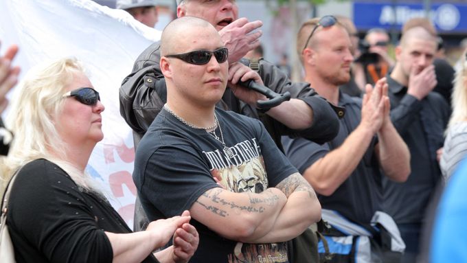 Foto z Ústí: Dobrá zpráva, neonacisté jsou v defenzivě