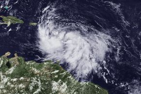 Foto: Tropická bouře Isaac za sebou nechává spoušť