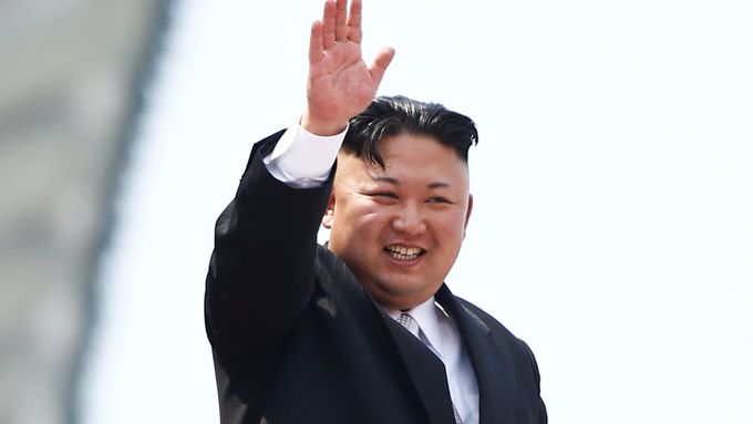 Kim Čong-un údajně přijel do Číny, v jednom z aut v této koloně nejspíš seděl