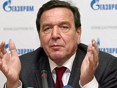 Exkancléř Schröder pracuje ve službách Gazpromu.