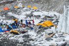 Sezona na Everestu skončila, Šerpové odmítli opravit stezku