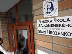 Jedna ze 107 českých poboček VŠ je ve Starém Hrozenkově