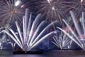 Foto: Takto svět přivítal rok 2018. Nejkrásnější záběry ohňostrojů a oslav od Dubaje po New York