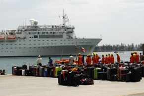 Turistická loď Costa Allegra dorazila do přístavu na Seychelách