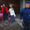 Brusel: po dvou dnech se opět otevřely školy, hlídkují u nich policisté