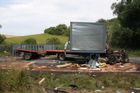 Českému kamionu se v SR utrhl návěs, zemřeli dva lidé