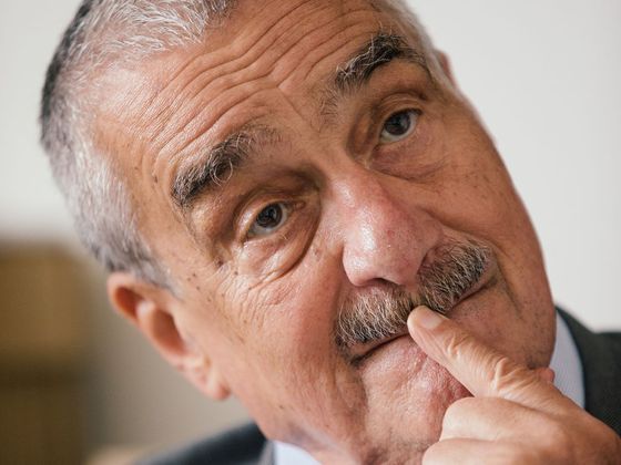 Schwarzenberg: Úplně nekončím. Kvůli Babišovi a Zemanovi Karel Schwarzenberg