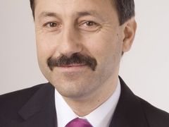 MP Walter Bartoš is mulling legal action