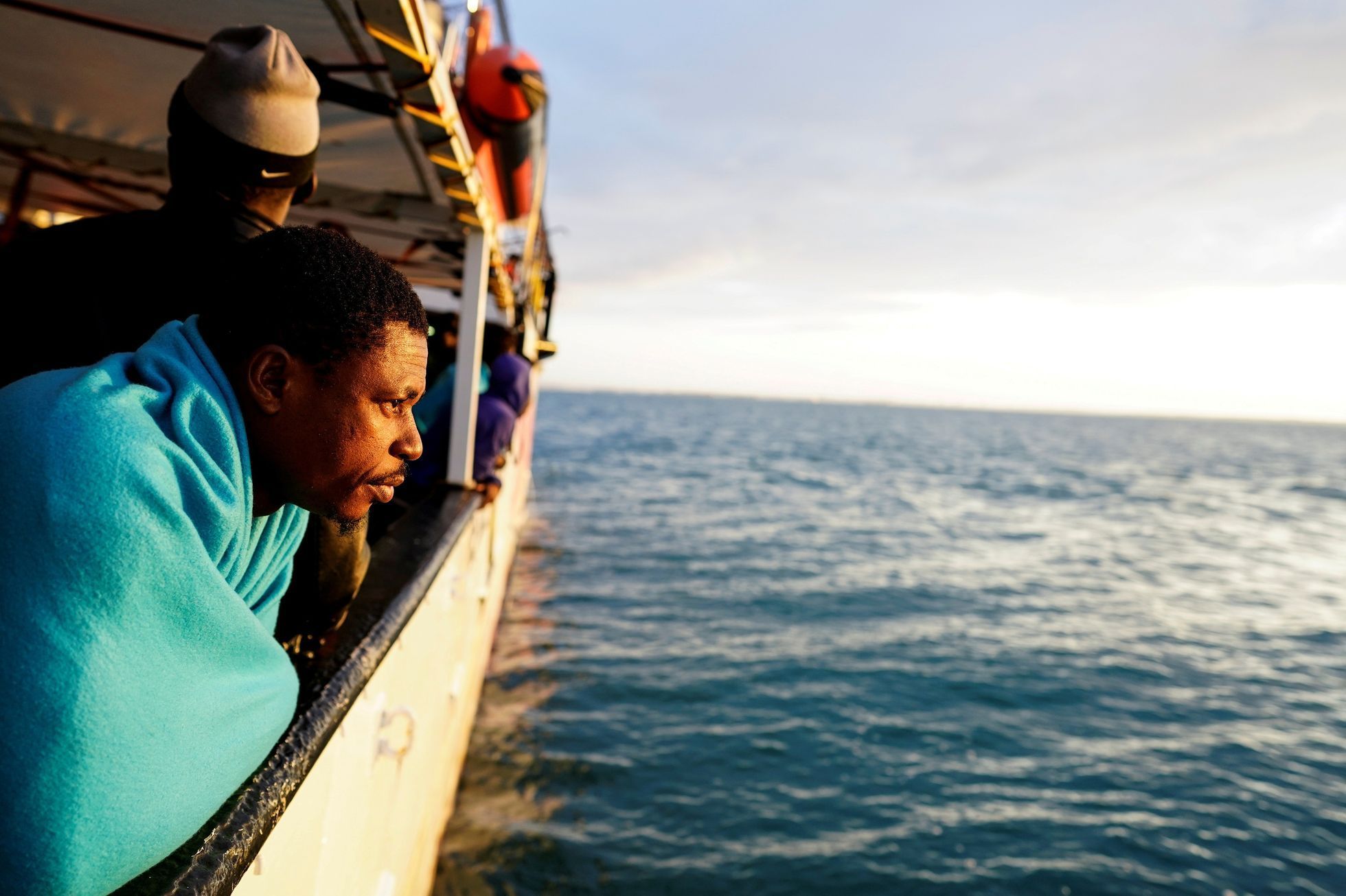 Uprchlík; středozemní moře; migrace; loď; afrika