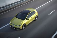 Nový Volkswagen Golf přijíždí do Česka. Jak si stojí proti Škodě nebo Hyundai?
