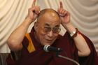 Dalajláma je v nemocnici, jeho život prý není ohrožen