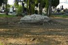 Pokuta za zničení hrobu padlých Čechů: 17 000 eur