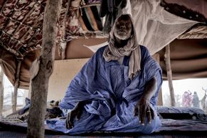 Tábor v nekonečném písku Sahary. Uprchlíkům v Mauritánii pomáhají i peníze z Česka