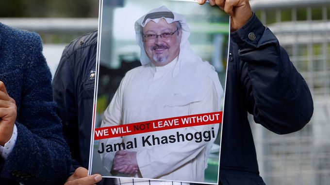 Novinář a kritik režimu v Saúdské Arábii Džamál Chášukdží.