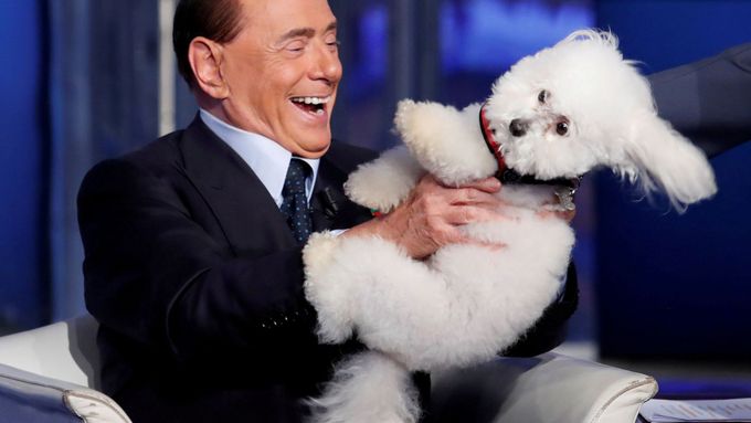 Silvio Berlusconi v televizní show.