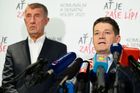 Patrik Nacher (vpravo) se stranickým předsedou Andrejem Babišem ve štábu hnutí ANO při komunálních a senátních volbách 24. září 2022.
