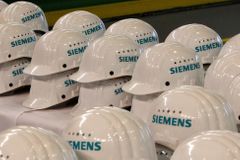 Siemens bude kvůli rychlému rozvoji obnovitelné energie propouštět. O místo přijde 6900 lidí