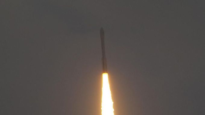 První start rakety Vega proběhl úspěšně.