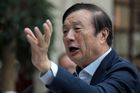 Šéf čínské firmy Huawei po letech prolomil mlčení. Promluvil o obviněních ze špionáže