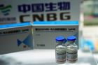 Čínská společnost SinoPharm testuje vakcínu proti koronaviru.