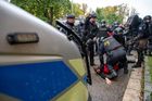 Na 900 policistů a figurantů nacvičovalo zásahy proti demonstrantům nebo extremistům
