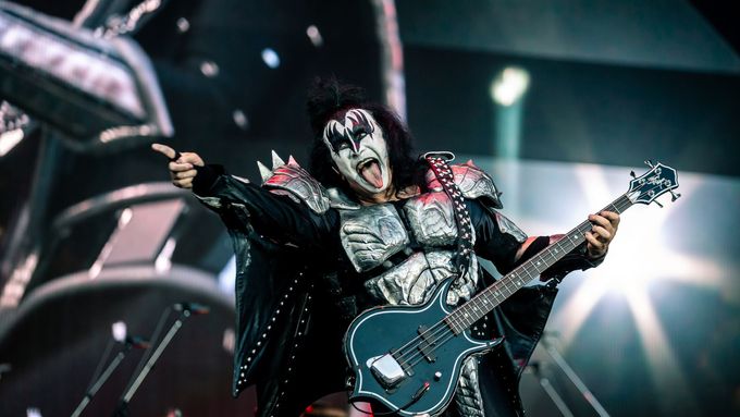 Skladba Detroit Rock City, jak ji Kiss předloni v létě zahráli v pražské O2 areně. Foto: Radek Úlehla