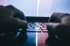 "Velmi nákladné a synchronizované". Ruští hackeři chystají velký kybernetický útok, tvrdí Ukrajina
