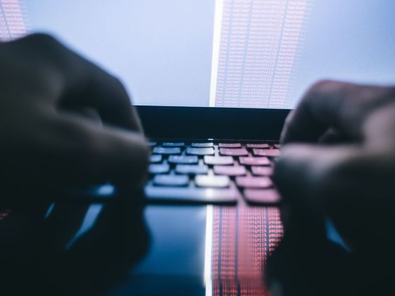 Phishing, malware a ransomware Hacker / IT / Programátor