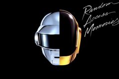Poslechněte si očekávané album kapely Daft Punk
