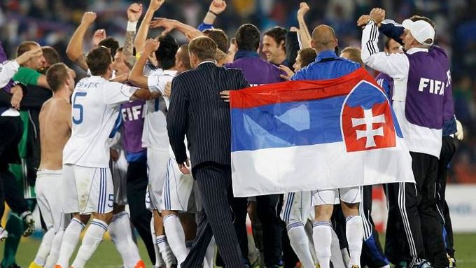 Slovenská euforie. Vyřadili fotbalové mistry světa ze hry