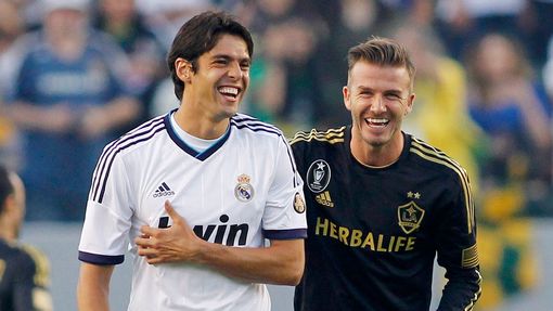 David Beckham a Kaká po zápase LA Galaxy - Real Madrid