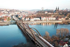 Stát bude pokračovat v přípravě projektu nového mostu na pražské Výtoni