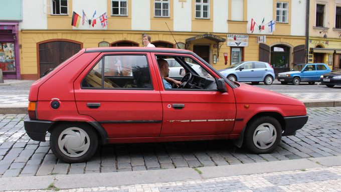 Auto, které od roku 2016 na Újezdě neuvidíte.