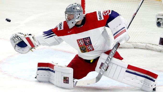 Hokejový brankář Pavel Francouz by měl znovu na MS obléknout reprezentační dres
